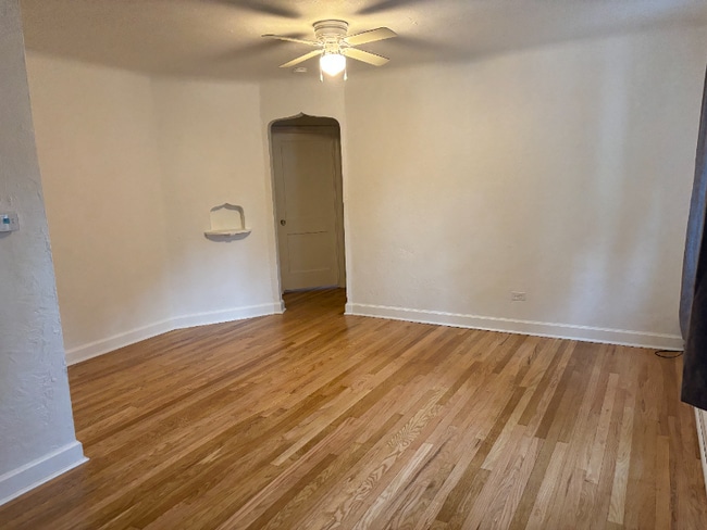 Building Photo - 4479 S Pearl St
