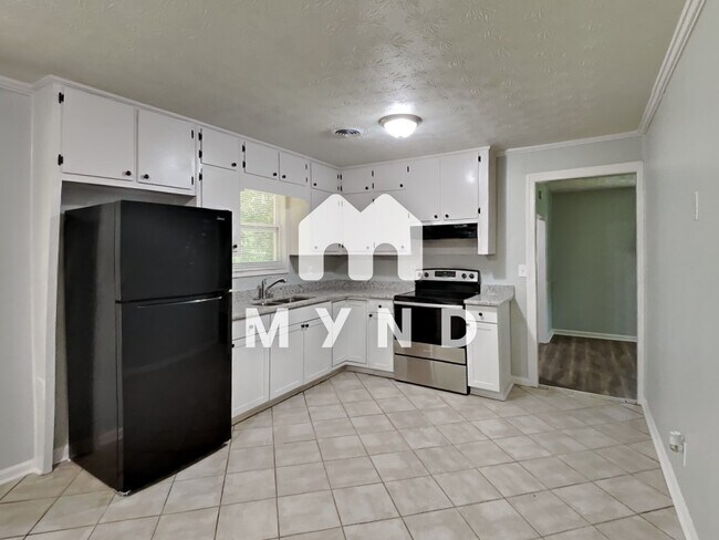 Building Photo - 1638 Atherton Dr
