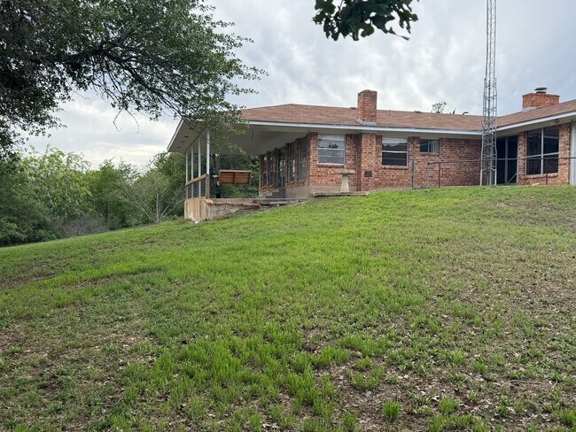 Foto del edificio - 713 FM 153