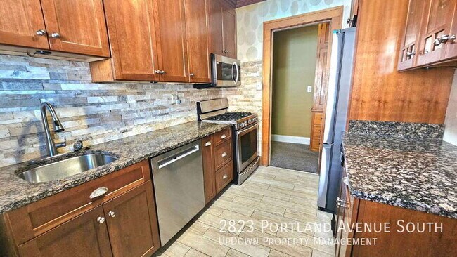 Foto del edificio - 2823 Portland Ave
