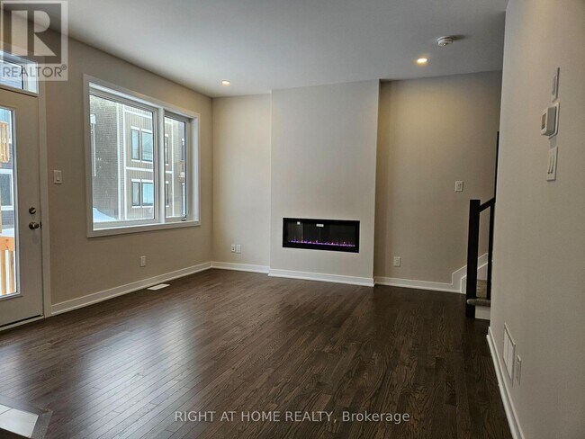 Building Photo - 432 Epoch St