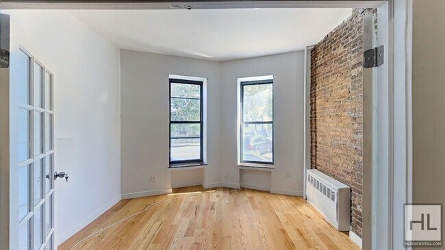 Building Photo - BEDFORD AVENUE / No fee 1-Bed 1-Bath in Pr...