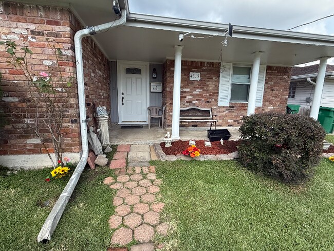 Foto del edificio - 4317 Green Acres Rd