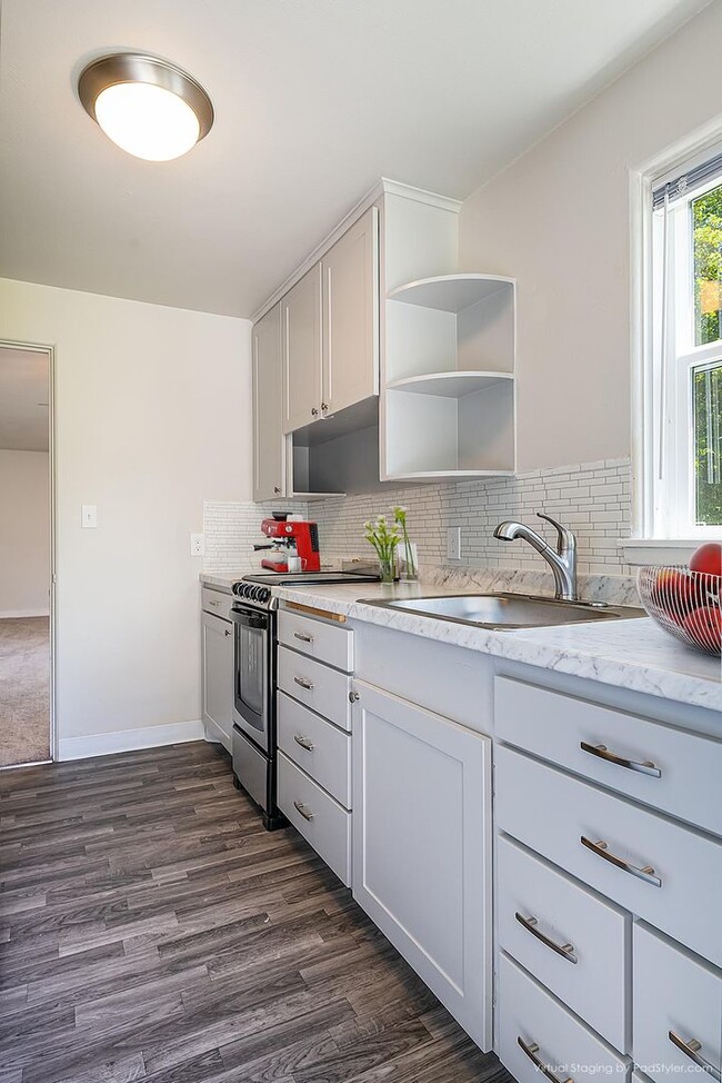 Interior Photo - Hawthorne Court Apartments