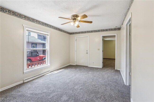 Building Photo - 1254 Welsh Ave