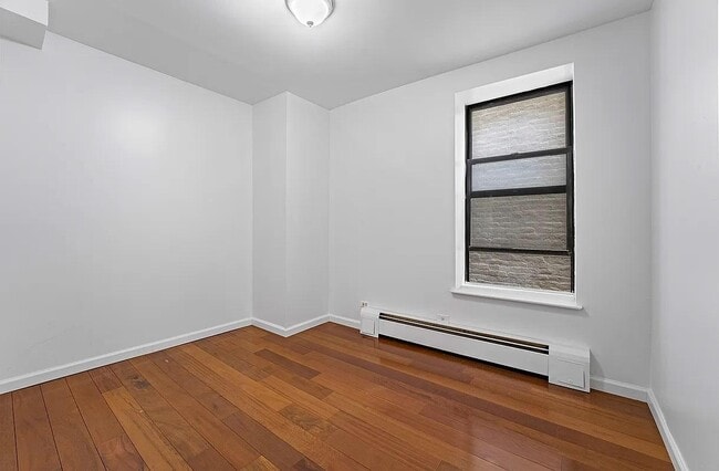 Building Photo - 58 W 106th St
