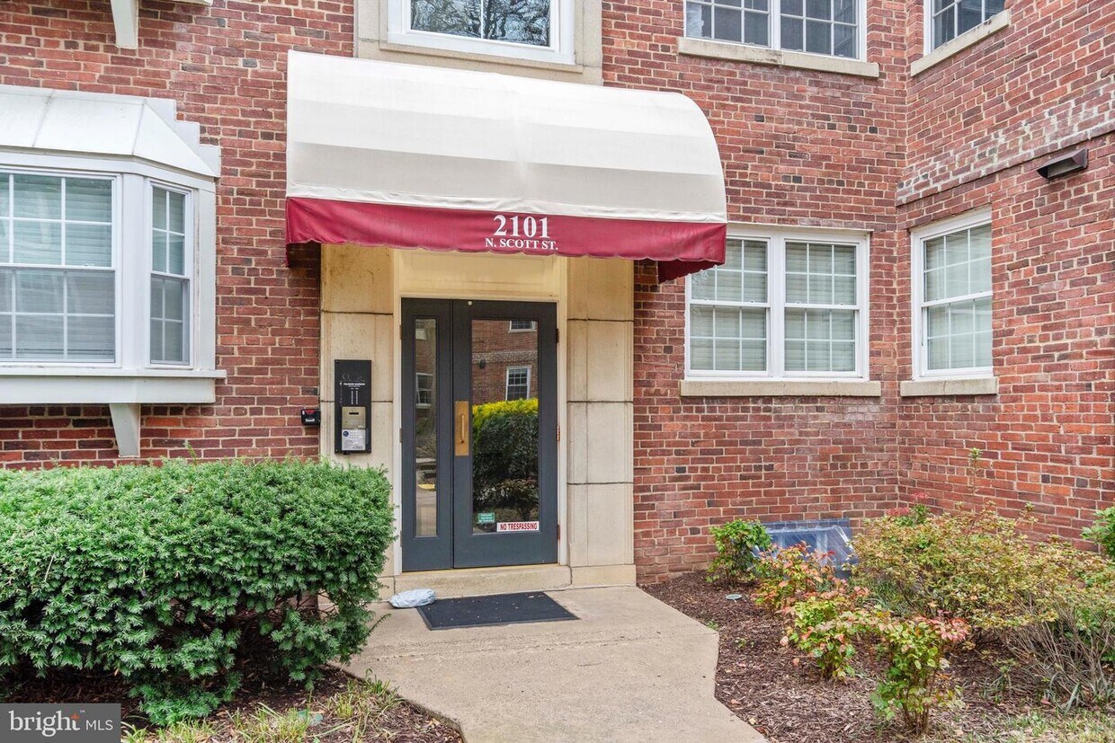 2101 N Scott St Unit 92, Arlington, VA 22209 Room for Rent in Arlington, VA