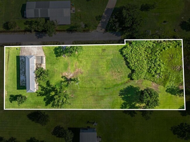 Foto del edificio - 178 Wallace Moore Rd