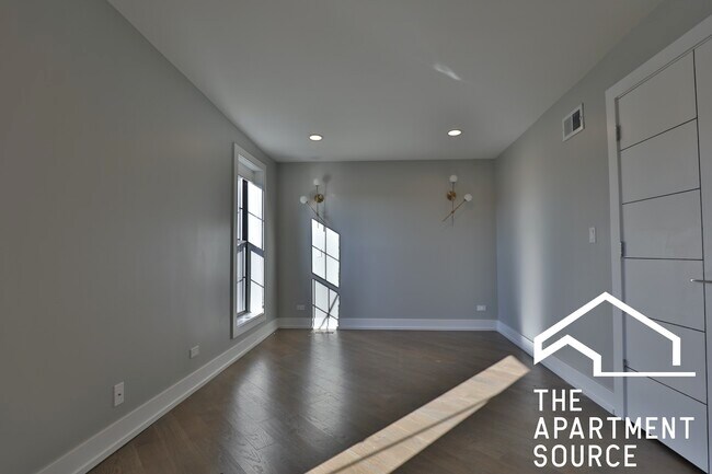 Foto del edificio - 1436 W Blackhawk St