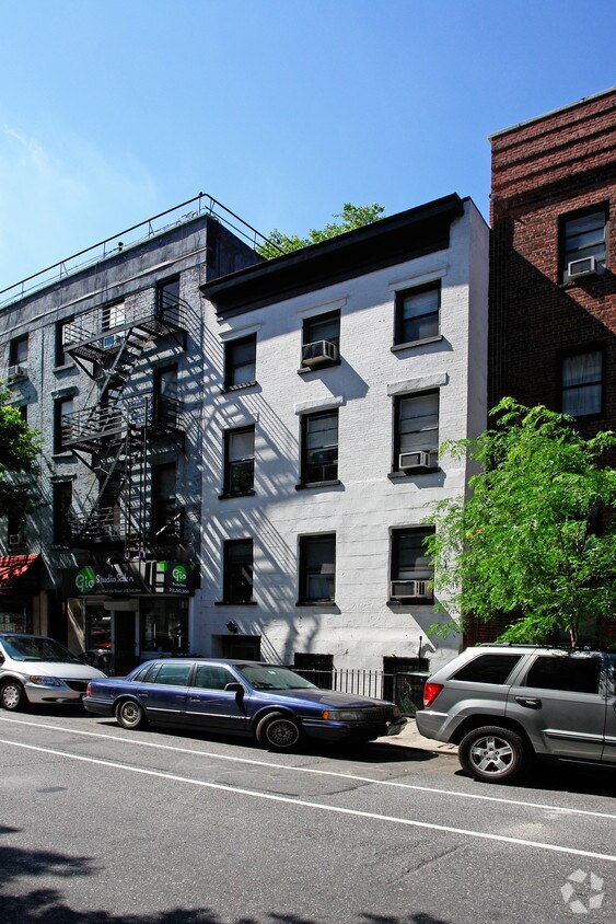 Foto del edificio - 204 W 21st St