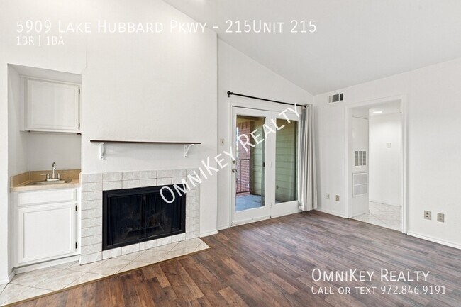Foto del edificio - 5909 Lake Hubbard Pkwy