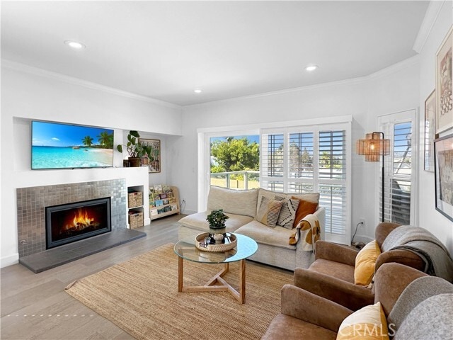 Building Photo - 24451 Lantern Hill Dr