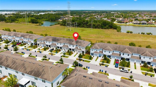 Building Photo - 7052 Grand Elm Dr