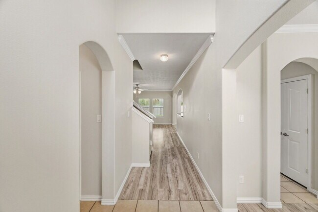 Foto del edificio - 25615 Crisp Springs Ln