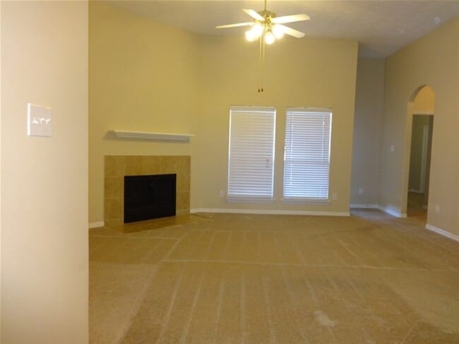 Foto del edificio - 28819 Hidden Cove Dr