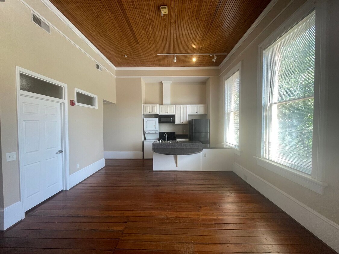 Foto principal - 480 Poplar St