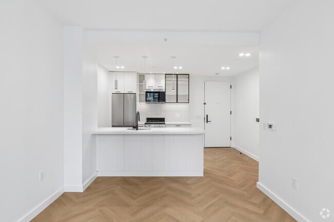 3BR, 2BA - 880SF - Living Room - 106 Fleet