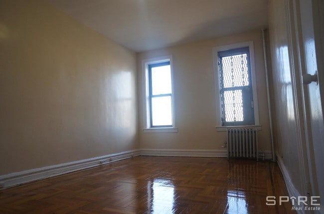 Building Photo - 223 Lenox Rd