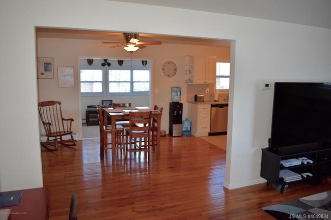 Building Photo - 37 Bobwhite Ct