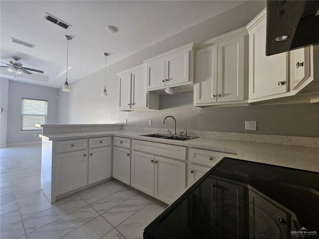 Building Photo - 15 Texas S Blvd