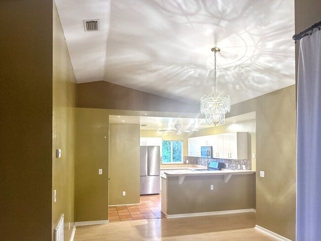 Foto del edificio - 2240 Safe Harbour Ct