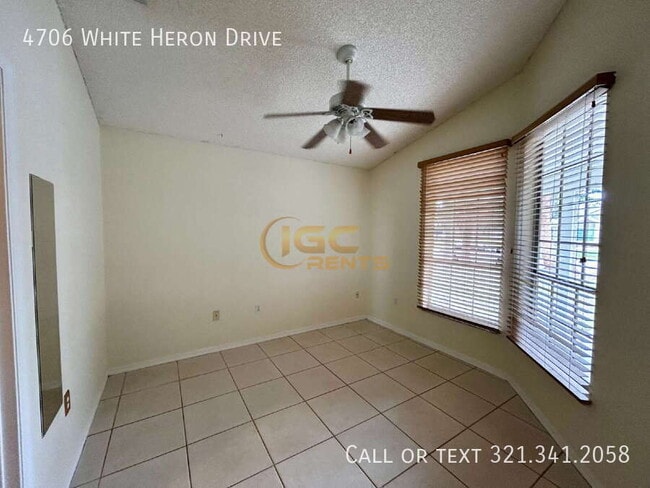 Foto del edificio - 4706 White Heron Dr