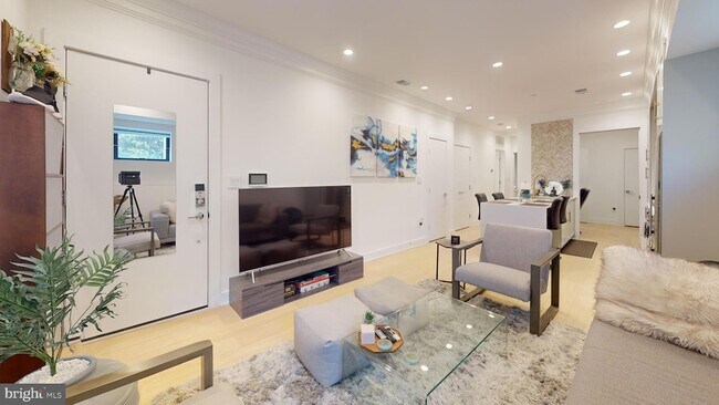 Photo - 2642 39th St NW Apartment