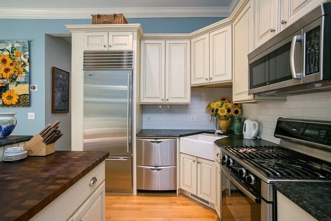 Building Photo - 1 Seaview Ave