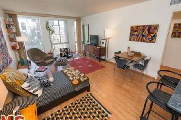 Foto principal - 800 W 1st St