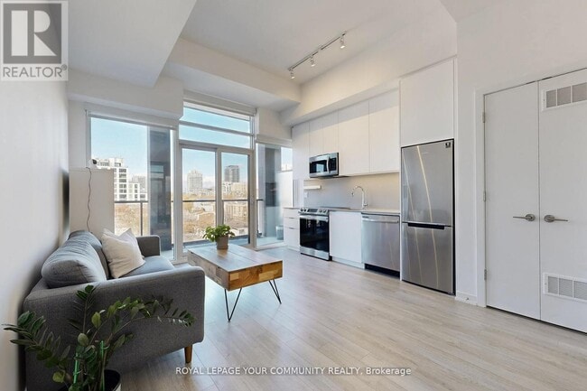 Building Photo - 50 Power St