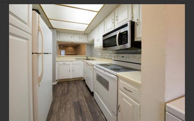 Building Photo - 3635 Garden Brook Dr
