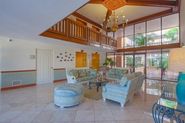 Building Photo - 6500 Sunset Way