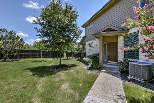 Foto del edificio - 3101 Davis Ln