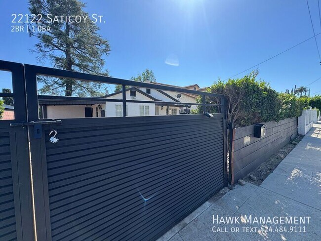 Foto del edificio - 22122 Saticoy St