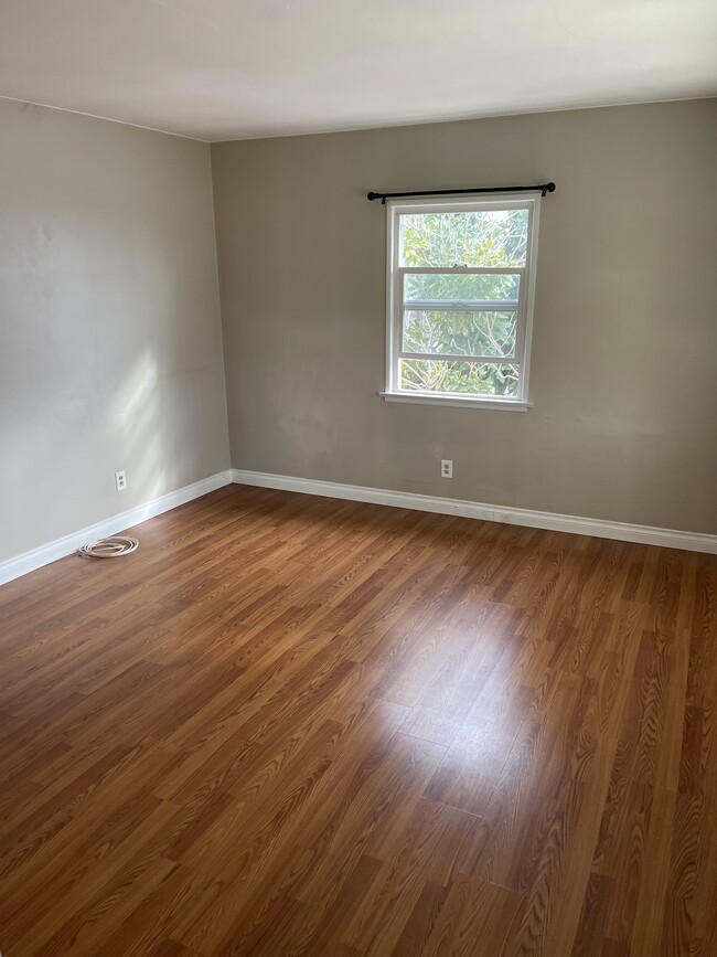 Living room - 12475 Bryant St