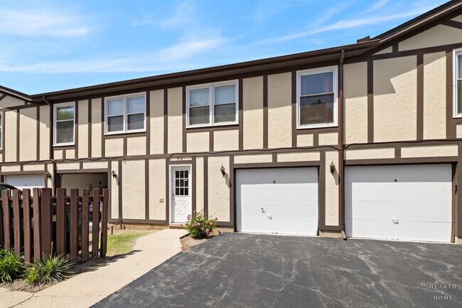 Building Photo - 412 Saint Johns Rd