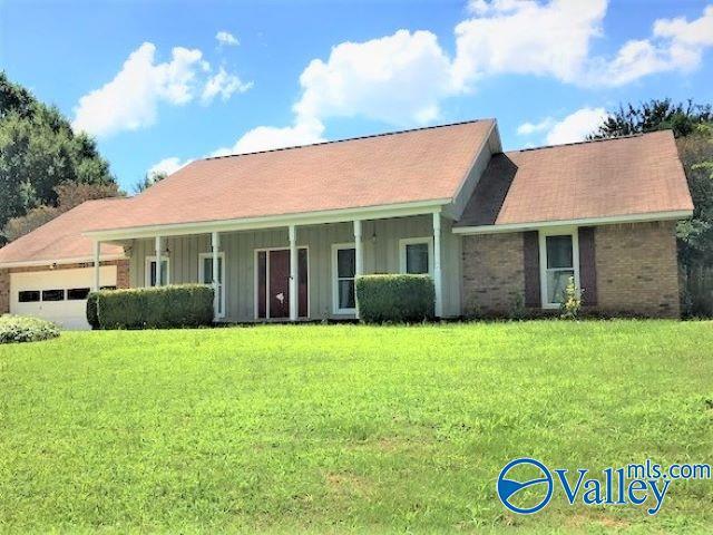 Primary Photo - 143 Leathertree Ln