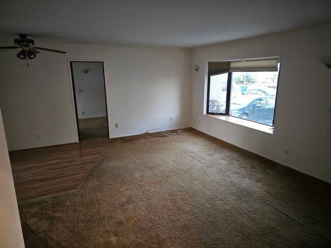 Living room - 22909 Broadwell Ave