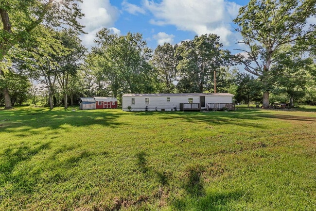 Building Photo - 2558 Liverpool Rd