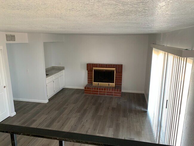 Foto del edificio - 4BD/2BA Home in Sacramento, CA!