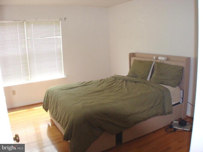 Foto del edificio - 12140 Double Tree Ln