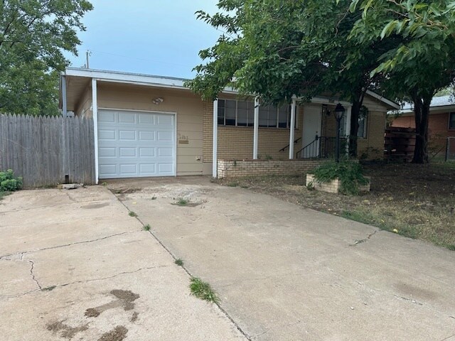 Foto principal - 4405 Andrews Ave