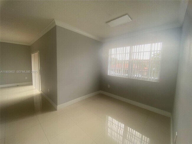 Foto del edificio - 11601 SW 2nd St