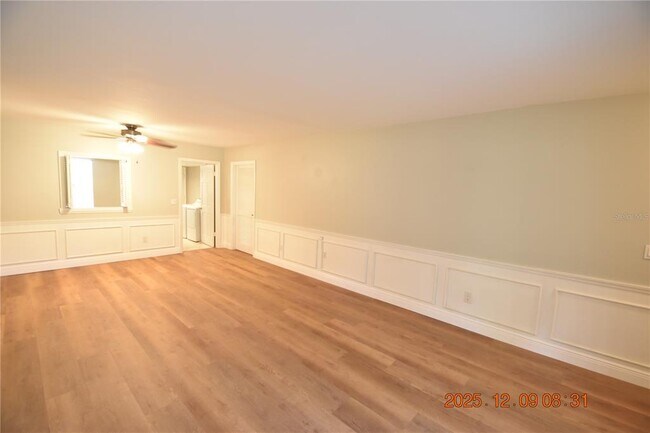 Foto del edificio - 3402 Latania Dr