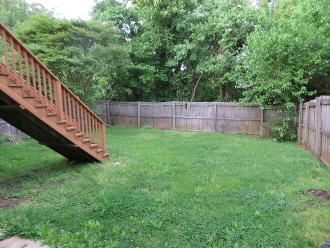 Building Photo - 1381 Hazel Nut Ct