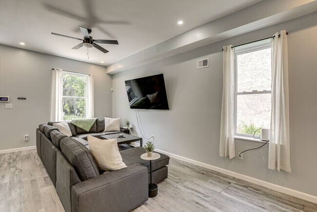 Foto del edificio - 5321 Wakefield St