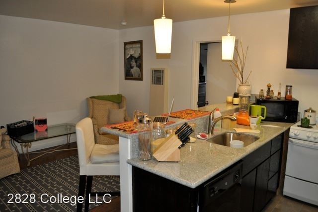 Foto del edificio - 2828 College Ave
