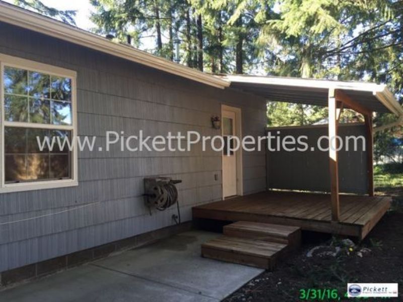 Primary Photo - 3771 Erlands Point Rd NW