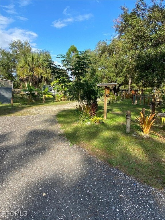 Foto del edificio - 430 S Lindero St