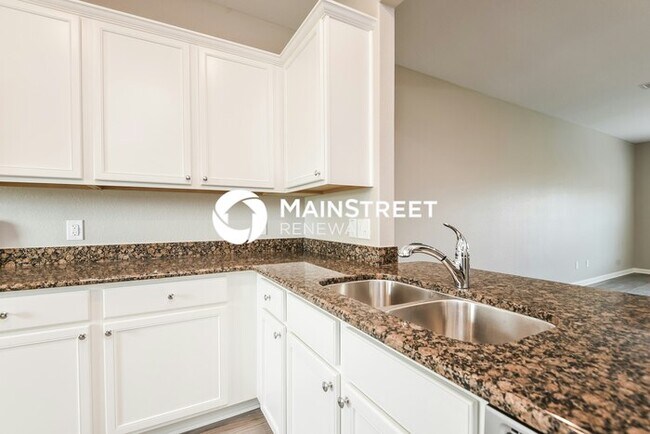 Foto del edificio - 5 Bedroom Pet-Friendly Home in Magnolia, TX with Main Street Renewal